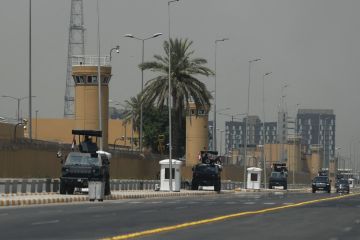 العراق.. السفارة الأمريكية تبلغ عن وقوع تفجير مسيطر عليه بمركز الدعم الدبلوماسي العراق.. السفارة الأمريكية تبلغ عن وقوع تفجير مسيطر عليه بمركز الدعم الدبلوماسي