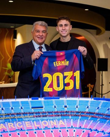 برشلونة يجدد عقد فيرمين لوبيز حتى صيف 2031 برشلونة يجدد عقد فيرمين لوبيز حتى صيف 2031