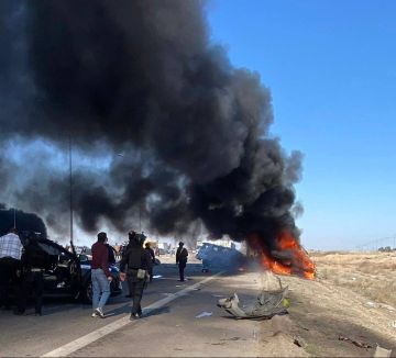 وزارة الدفاع: استشهاد 8 مقاتلين بحادث سير مؤسف وقع في محافظة الأنبار وزارة الدفاع: استشهاد 8 مقاتلين بحادث سير مؤسف وقع في محافظة الأنبار