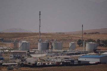 وزير النفط العراقي يكشف خططا لمضاعفة إنتاج حقل غرب القرنة 2