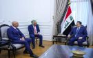 رئيس الوزراء العراقي يؤكد لمبعوث ترامب أولوية المصلحة الوطنية في تشكيل الحكومة