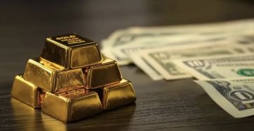 تراجع أسعار الذهب بأكثر من 1 لتواصل الخسائر للجلسة العاشرة على التوالي