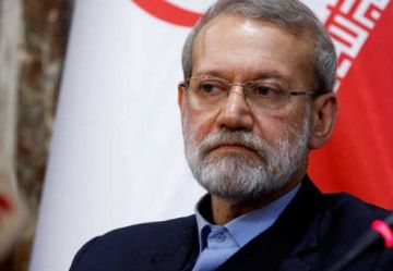 لاريجاني: العدو واهم بأن اغتيال القادة سيزعزع إيران لاريجاني: العدو واهم بأن اغتيال القادة سيزعزع إيران