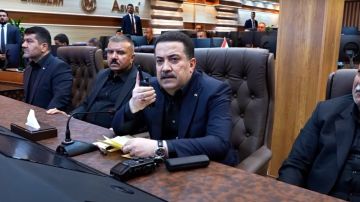 السوداني يدير الجيش والشرطة شخصيا ويبذل جهدا لإيقاف الحرب.. الإعلام الأمني السوداني يدير الجيش والشرطة شخصيا ويبذل جهدا لإيقاف الحرب.. الإعلام الأمني