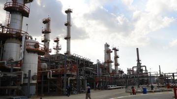 اندلاع النيران في مصفاة لاناز في أربيل بعد هجوم بطائرة مسيرة 