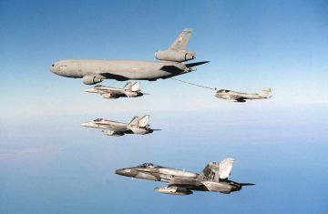 الجيش الأمريكي يعلن مقتل 4 من أفراد طاقم طائرة تزود بالوقود تحطمت في العراق الجيش الأمريكي يعلن مقتل 4 من أفراد طاقم طائرة تزود بالوقود تحطمت في العراق