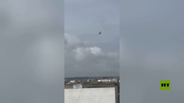 مشاهد لهجوم مميت على مستوصف الحبانية العسكري وشعبة أشغالها في العراق مشاهد لهجوم مميت على مستوصف الحبانية العسكري وشعبة أشغالها في العراق