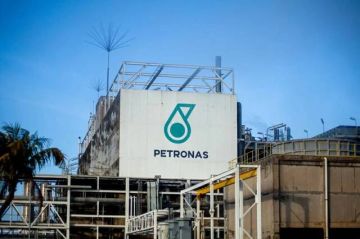 بتروناس الماليزية: استمرار العمليات ولا تهديدات مباشرة لأصولنا بالشرق الأوسط
