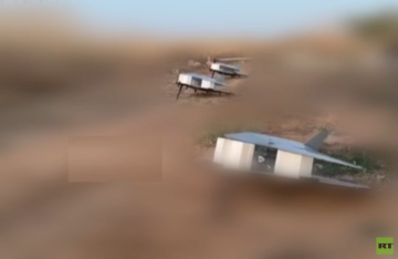 حديد.. مشاهد من إطلاق المقاومة الإسلامية في العراق طيرانا مسيرا باتجاه قواعد أمريكية (فيديو)