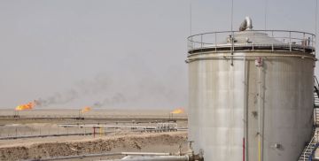 نفط البصرة يلامس عتبة 120 دولارا وسط شلل في إمدادات مضيق هرمز