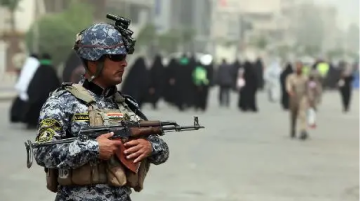 العراق.. اندلاع النيران داخل مستودع في قاعدة علاء الجوية ببغداد نتيجة هجوم مسيرات