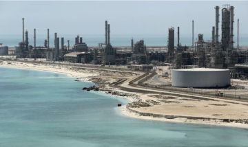 السعودية: النفط قد يتجاوز 180 دولارا إذا استمرت الحرب السعودية: النفط قد يتجاوز 180 دولارا إذا استمرت الحرب