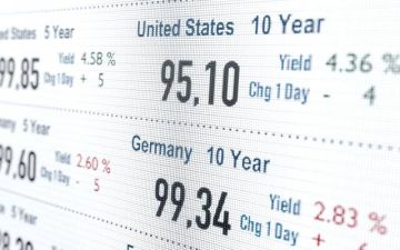 تراجع العائدات الأمريكية وسط ترقب بيانات الوظائف وتهديدات ترامب لإيران تراجع العائدات الأمريكية وسط ترقب بيانات الوظائف وتهديدات ترامب لإيران