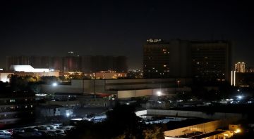 استهداف قاعدة فكتوريا في مطار بغداد الدولي استهداف قاعدة فكتوريا في مطار بغداد الدولي