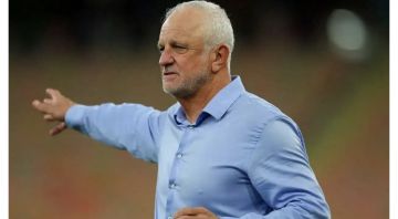 أرنولد يؤجل حسم مستقبله مع العراق: تركيزي على المونديال.. والمفاجأة هدفنا