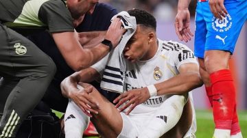 بعدة غرزات.. تفاصيل إصابة مبابي بعد خياطة جرحه