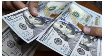الدولار في الأسواق المحلية: 153,500 دينار للبيع و152,500 للشراء