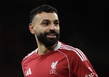 موقف كريستيانو رونالدو من ضم محمد صلاح إلى صفوف النصر