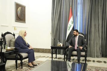 الزيدي يبحث مع وزيرة المالية الإيرادات وملف الرواتب