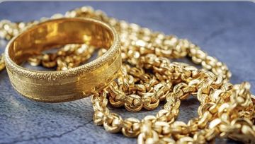 أسعار الذهب ترتفع مع تراجع النفط بعد تمديد وقف إطلاق النار مع إيران