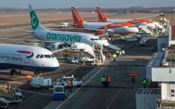 تحذير أوروبي من نقص وقود الطائرات بسبب مضيق هرمز