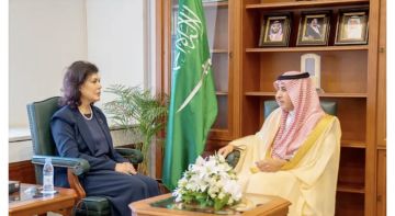 السعودية تستدعي سفيرة العراق