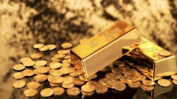 الذهب يقفز بفضل آمال السلام في الشرق الأوسط وانخفاض الدولار