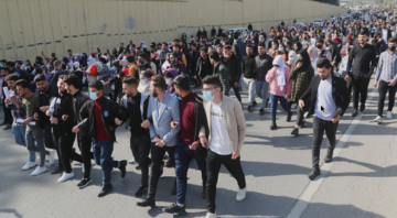 تجاهل مبكر من حكومة الزيدي لصرخة جيل يبحث عن كرامة الوظيفة في بحر التسويف تجاهل مبكر من حكومة الزيدي لصرخة جيل يبحث عن كرامة الوظيفة في بحر التسويف