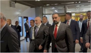 رئيس الجمهورية نزار آميدي يصل إلى مبنى مجلس النواب