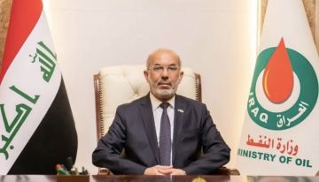 وزير النفط: لدينا خطة لاستقطاب خريجي معاهد النفط وزير النفط: لدينا خطة لاستقطاب خريجي معاهد النفط