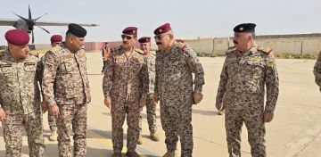 رئيس أركان الجيش يصل إلى صحراء السماوة رئيس أركان الجيش يصل إلى صحراء السماوة