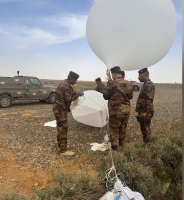 شرطة الديوانية تحبط تهريب 120 ألف حبة مخدرة عبر بالون طائر شرطة الديوانية تحبط تهريب 120 ألف حبة مخدرة عبر بالون طائر