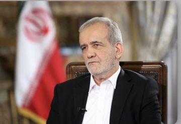 الرئيس الإيراني يهنئ رئيس الوزراء علي الزيدي بنيل حكومته ثقة البرلمان الرئيس الإيراني يهنئ رئيس الوزراء علي الزيدي بنيل حكومته ثقة البرلمان