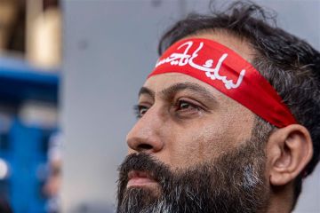 عدسة موازين نيوز توثق اجواء الحزن في مرقدي الامامين الحسين واخيه العباس (ع) عدسة موازين نيوز توثق اجواء الحزن في مرقدي الامامين الحسين واخيه العباس (ع)