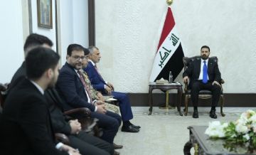 رئيس الوزراء يوجه بإدراج نص في موازنة 2027 لتعيين الأطباء المقيمين العاملين بصفة عقود حاليا رئيس الوزراء يوجه بإدراج نص في موازنة 2027 لتعيين الأطباء المقيمين العاملين بصفة عقود حاليا