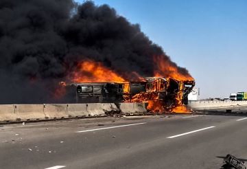 مصرع 21 شخصا وإصابة 19 آخرين في انقلاب حافلة جنوبي العراق مصرع 21 شخصا وإصابة 19 آخرين في انقلاب حافلة جنوبي العراق