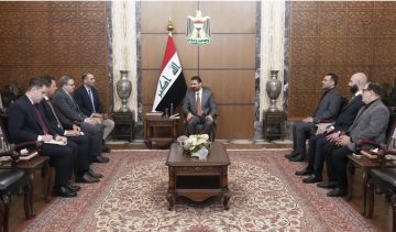 رئيس الوزراء يؤكد أهمية تعزيز التبادل التجاري والاقتصادي بين العراق وتركيا وفتح فرص جديدة للاستثمار رئيس الوزراء يؤكد أهمية تعزيز التبادل التجاري والاقتصادي بين العراق وتركيا وفتح فرص جديدة للاستثمار