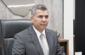 رئيس خلية الإعلام الأمني: القائد العام يتابع تنفيذ خطة تسليم السلاح والاندماج الأمني رئيس خلية الإعلام الأمني: القائد العام يتابع تنفيذ خطة تسليم السلاح والاندماج الأمني