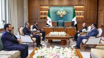 العراق وسوريا يبحثان مشروع أنبوب نفط بري إلى بانياس