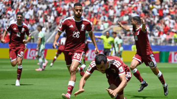 منتخب قطر يحصد أول نقطة له في تاريخه بكأس العالم