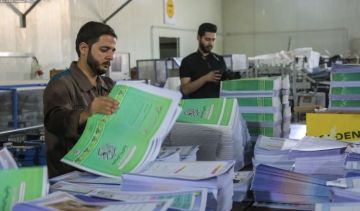 التربية تؤكد التزامها بطباعة الكتب وتوزيعها قبل العام الدراسي التربية تؤكد التزامها بطباعة الكتب وتوزيعها قبل العام الدراسي