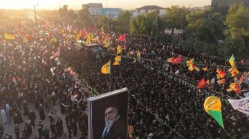 مشاهد من تشييع السيد الخامنئي في النجف الأشرف