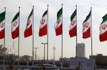 إيران تعلن مقتل عناصر من الحرس الثوري في الغارات الأمريكية السعودية على العراق