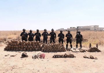 مكافحة الإرهاب: السيطرة على كدس عتاد يحتوي على مجموعة كبيرة من الصواريخ في نينوى مكافحة الإرهاب: السيطرة على كدس عتاد يحتوي على مجموعة كبيرة من الصواريخ في نينوى