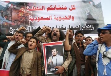رويترز: خالد بن سلمان حث واشنطن على تجنب استهداف الحوثيين رويترز: خالد بن سلمان حث واشنطن على تجنب استهداف الحوثيين