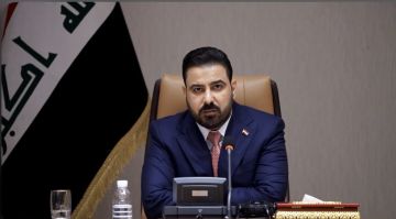 رئيس الوزراء يعتزم مطالبة الأردن بتسليم رجال أعمال ومسؤولين سابقين متهمين بالفساد رئيس الوزراء يعتزم مطالبة الأردن بتسليم رجال أعمال ومسؤولين سابقين متهمين بالفساد