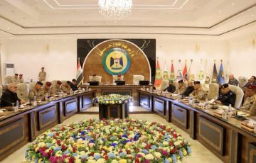 اللجنة العليا للزيارات المليونية توجه بمرونة الخطط والابتعاد عن عسكرة المناطق في تأمين زيارة الأربعين اللجنة العليا للزيارات المليونية توجه بمرونة الخطط والابتعاد عن عسكرة المناطق في تأمين زيارة الأربعين
