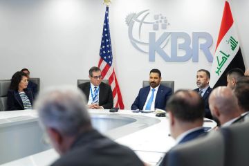 رئيس الوزراء يبحث مع شركة كي بي آر الأمريكية الشراكة والاستثمار طويل الأمد رئيس الوزراء يبحث مع شركة كي بي آر الأمريكية الشراكة والاستثمار طويل الأمد