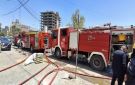 الدفاع المدني يخمد حريقا في الكرادة: البناية مخالفة لشروط السلامة