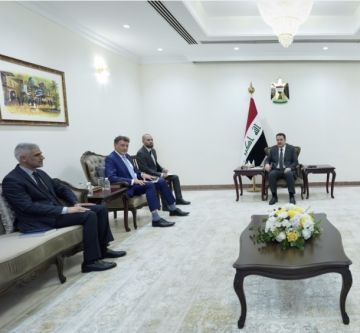 السوداني يبحث مع ممثل مفوضية شؤون اللاجئين دعم قانون اللاجئين والعودة الطوعية السوداني يبحث مع ممثل مفوضية شؤون اللاجئين دعم قانون اللاجئين والعودة الطوعية